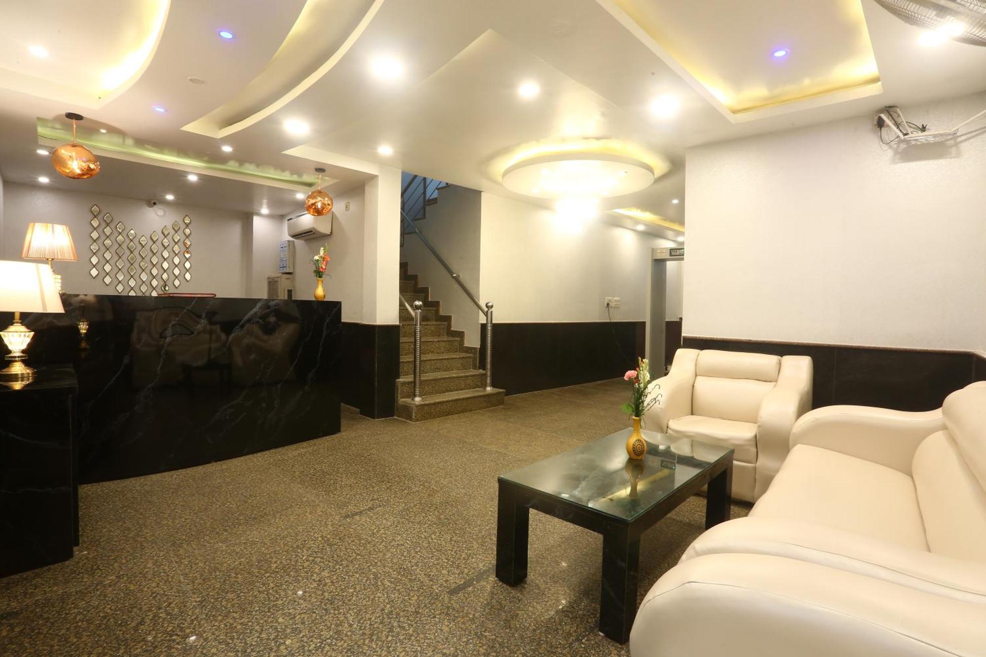 Hotel Earth Delhi  Ngoại thất bức ảnh