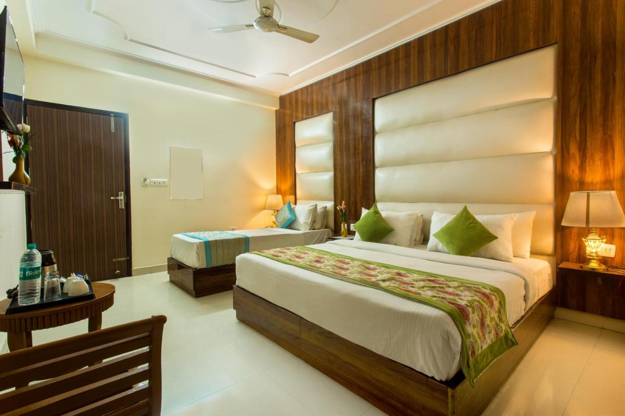 Hotel Earth Delhi  Ngoại thất bức ảnh
